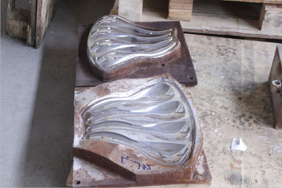 Полировать поверхности полости прессформы Tableware меламина стальной изложницы высокой точности Multi