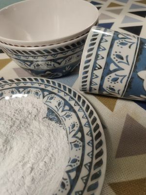 Порошок меламина UF1P особенный материальный/белый порошок CAS 108-78-1 смолы