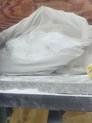 Порошок прессформы C3H6N6 меламина ранга индустрии порошка меламина OEM белый