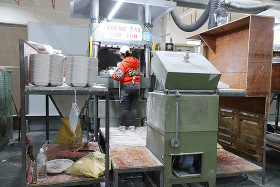 Порошок меламина застекляя на бумаге этикеты для того чтобы отполировать порошок продуктов белый