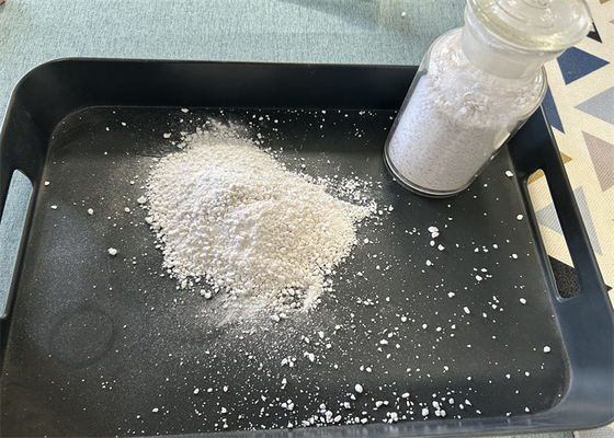 990,9% Чистота Меламин сырье стеклянный порошок Нетоксичный 25 кг / мешок Цианурамид