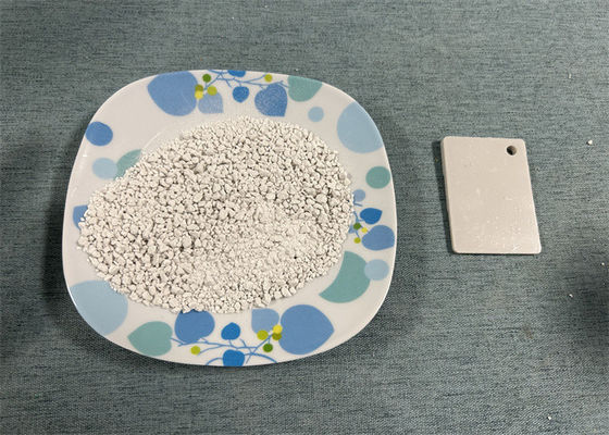 Белый порошок меламина 99,8 C3h6n6 Грантулы для формования